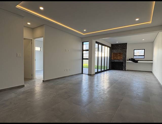 4 BEDROOM HOUSE FOR SALE IN SANDOWN